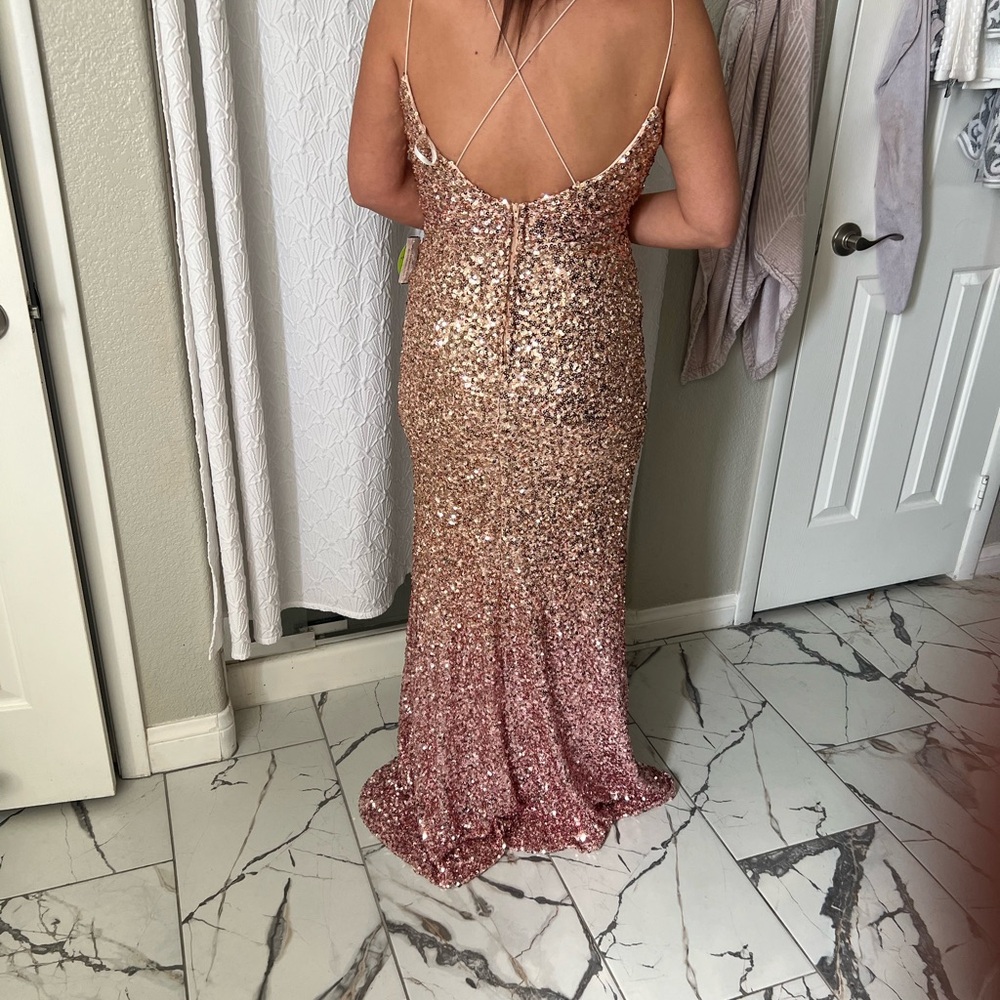 Party Gown. Ombré Pink and Gold. Sequin. - Picture 11 of 14